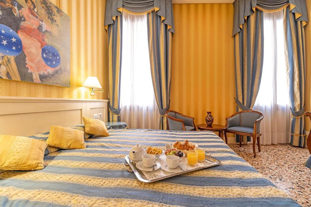 Hotel Bella Venezia  Venice