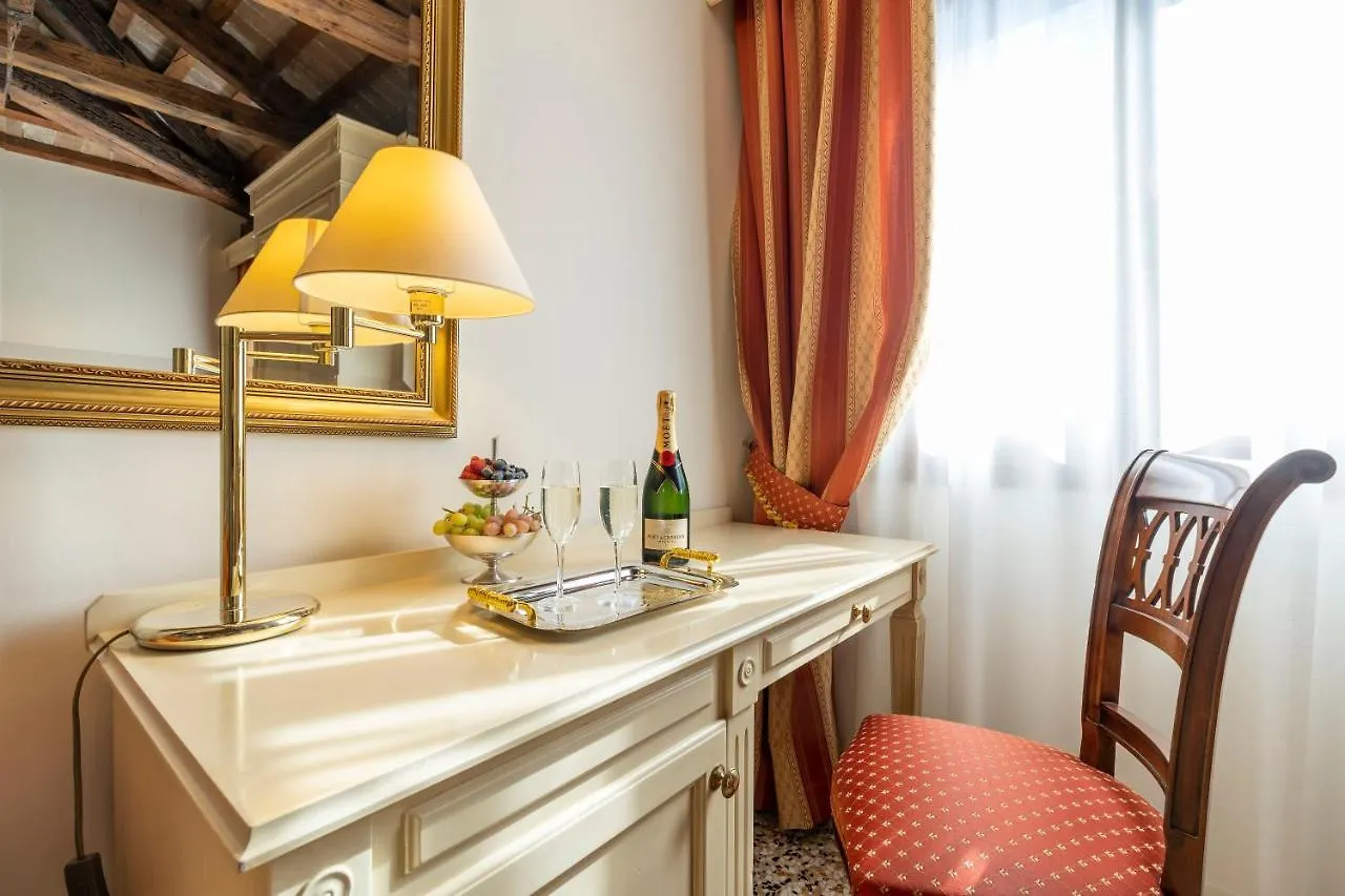 ****  Hotel Bella Venezia איטליה